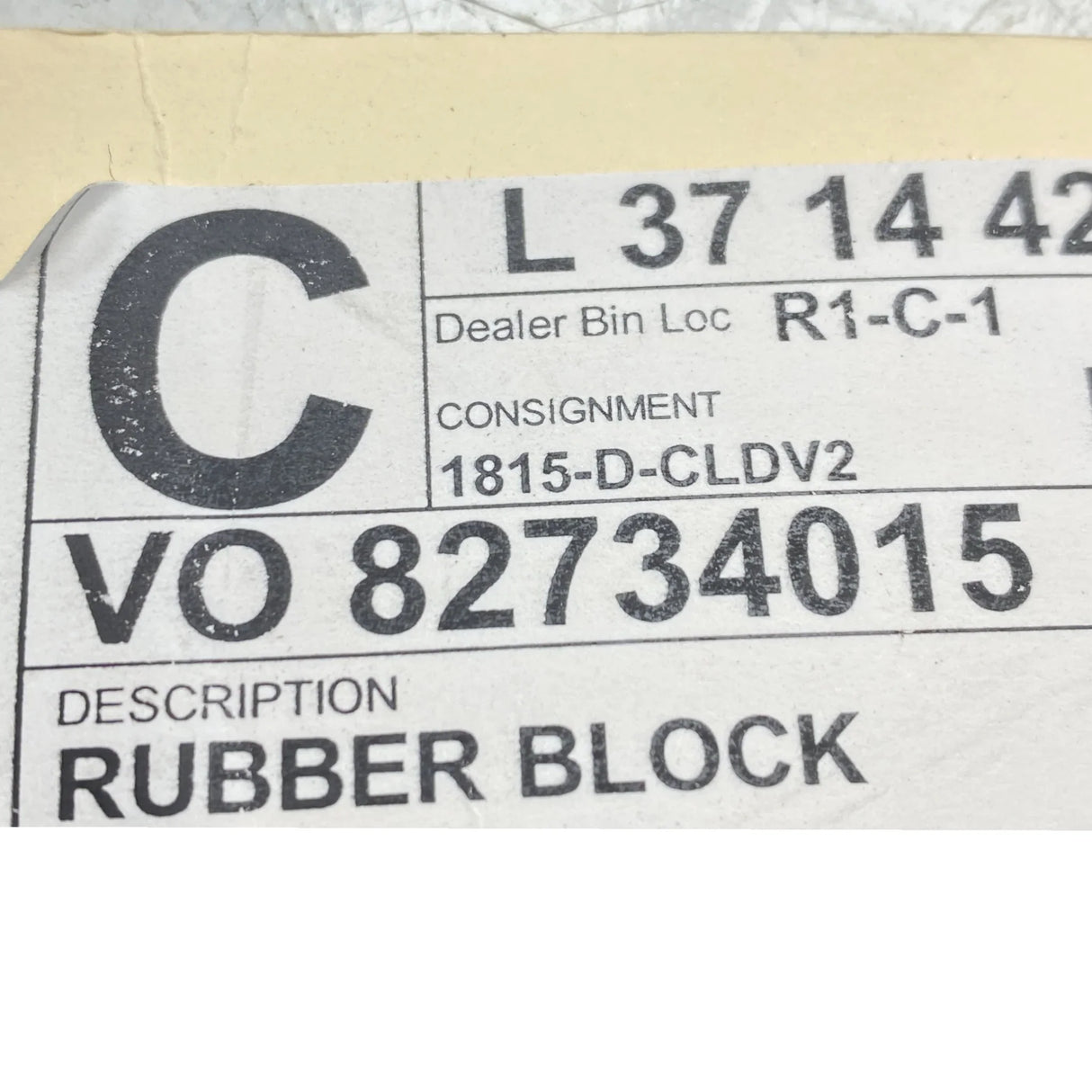 82734015 Genuine Volvo Rubber Block - Truck To Trailer