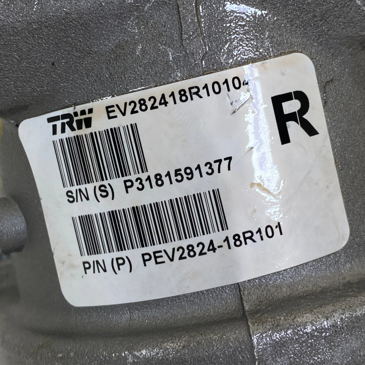 PEV2824-18R101 Genuine TRW Power Steering Pump - Truck To Trailer