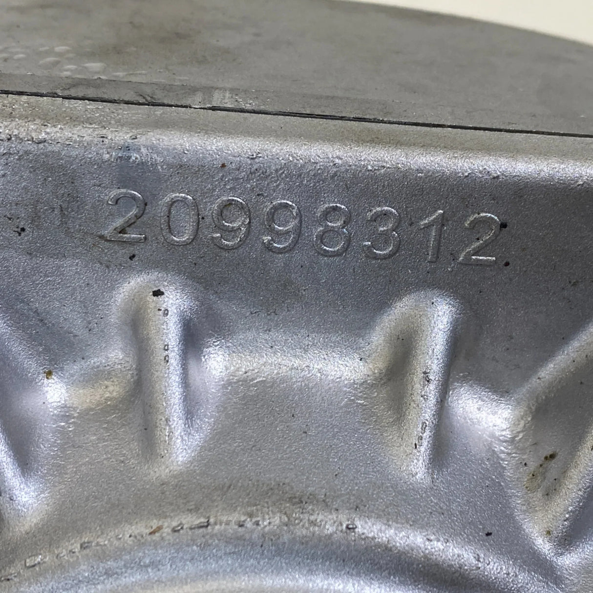 22770442 Genuine Volvo PTO Power Take Off - Truck To Trailer