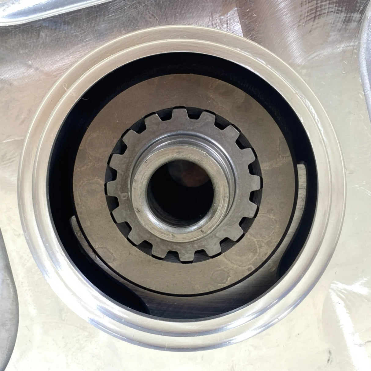 20570192 Genuine Volvo PTO Power Take Off - Truck To Trailer