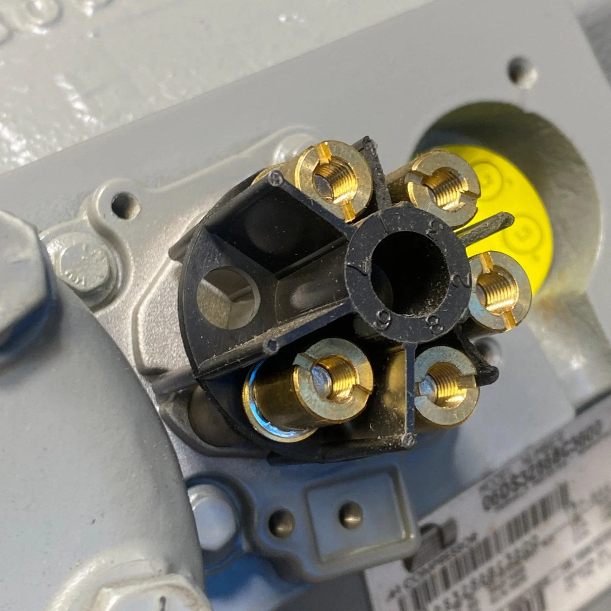 06DS3286BC3600 Carlyle A/C Duty Semi-Hermetic Compressor - Truck To Trailer