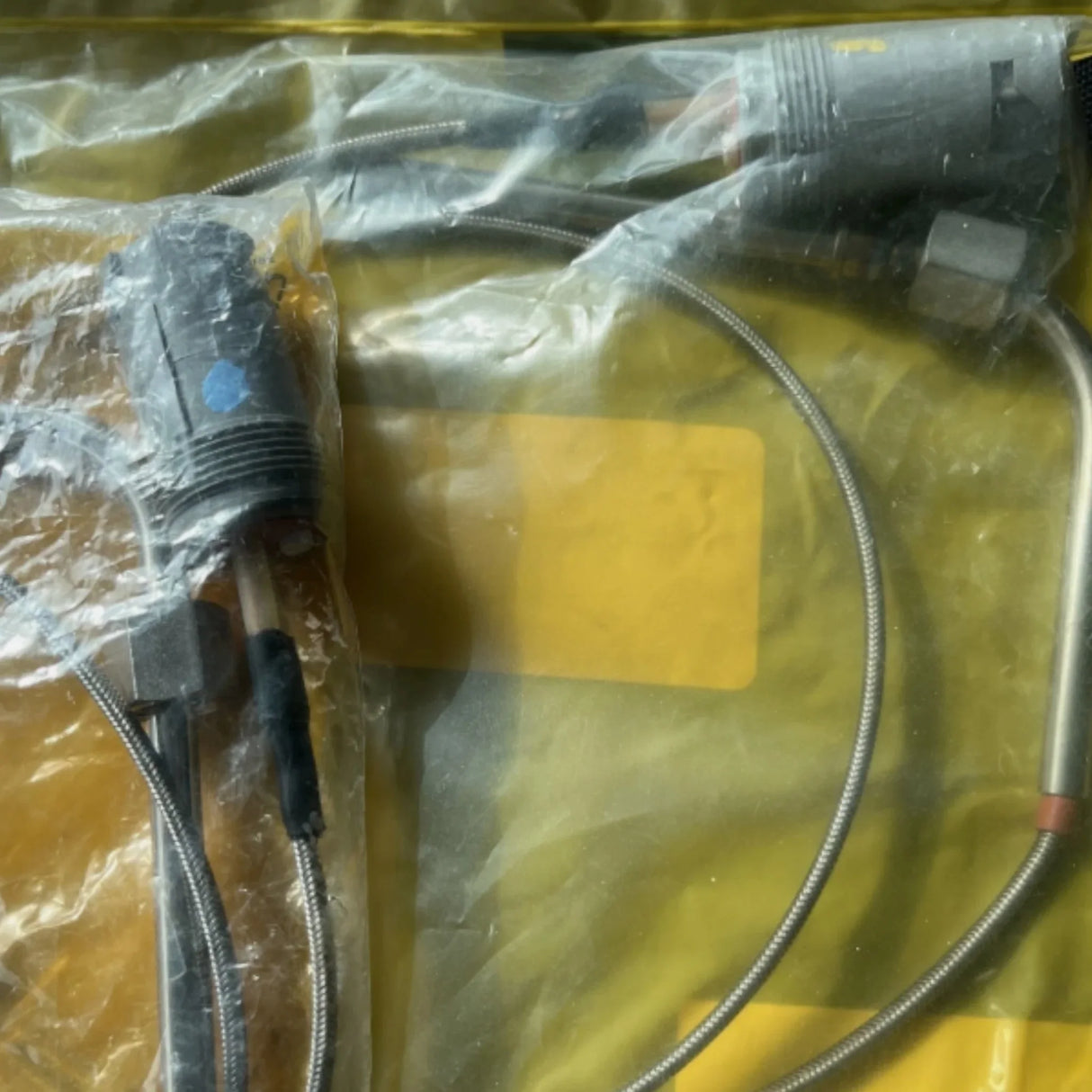 383-2988 CAT Temperature Sensor - Truck To Trailer