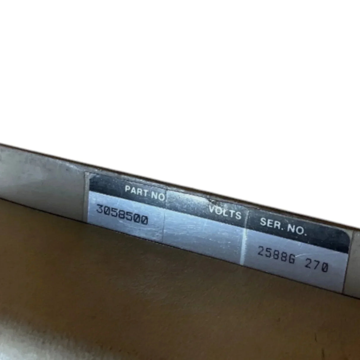 3056522 Cummins Module power Distribution - Truck To Trailer