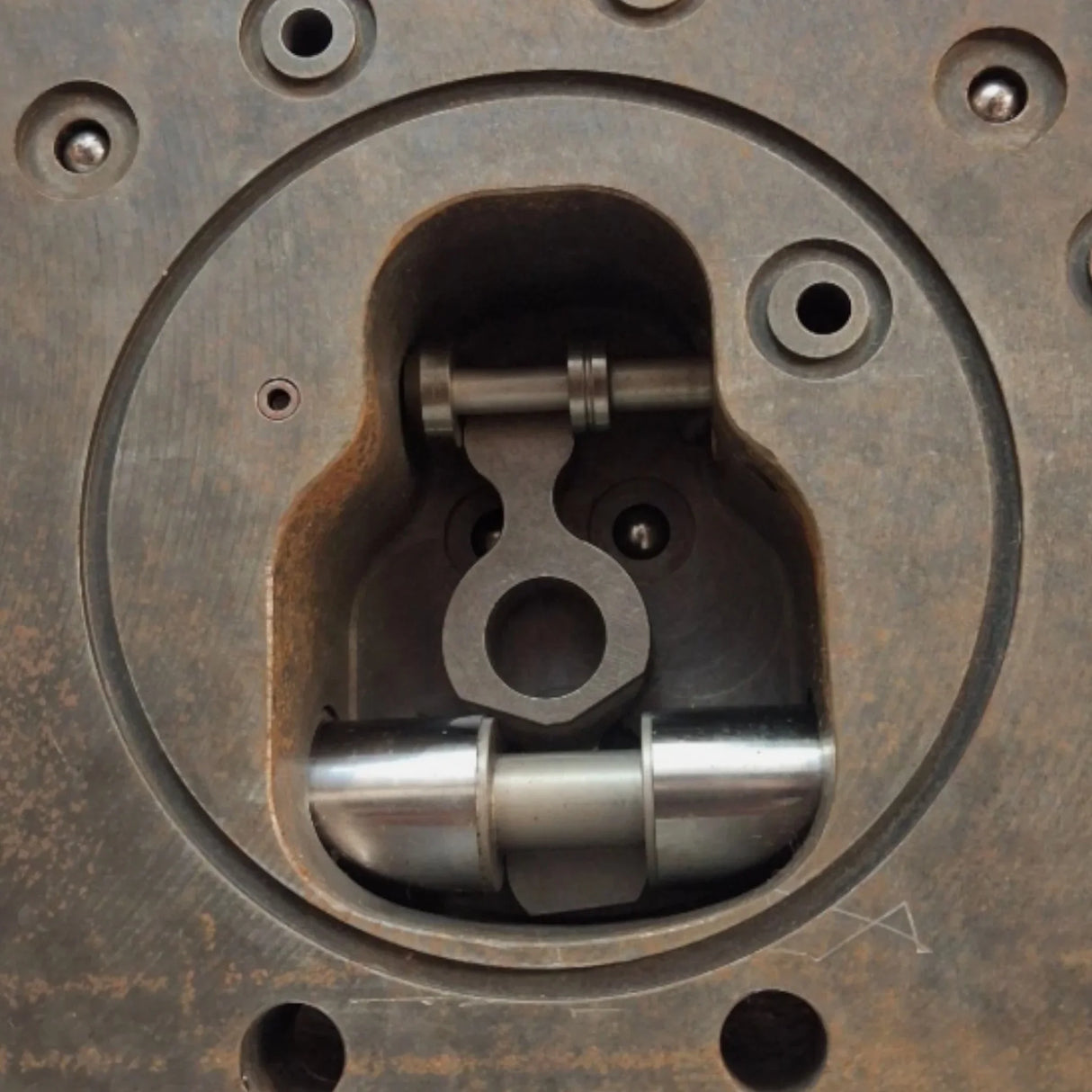 273-5510 CAT VALVE AS - Truck To Trailer