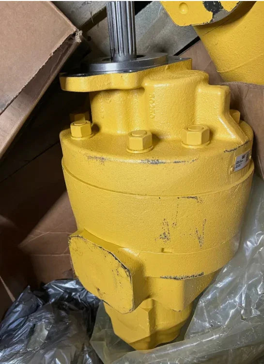 445-2672 CAT 2 Section Front And Rear Gear Pump - Truck To Trailer