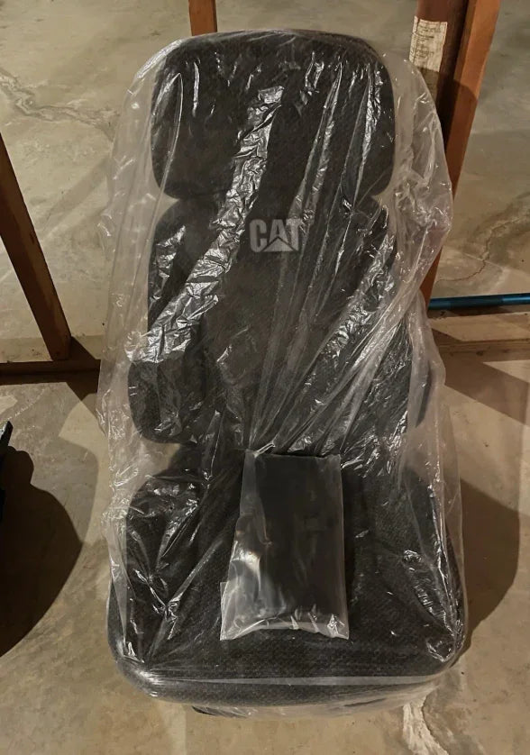489-6483 CAT Operator Cloth Seat - Truck To Trailer