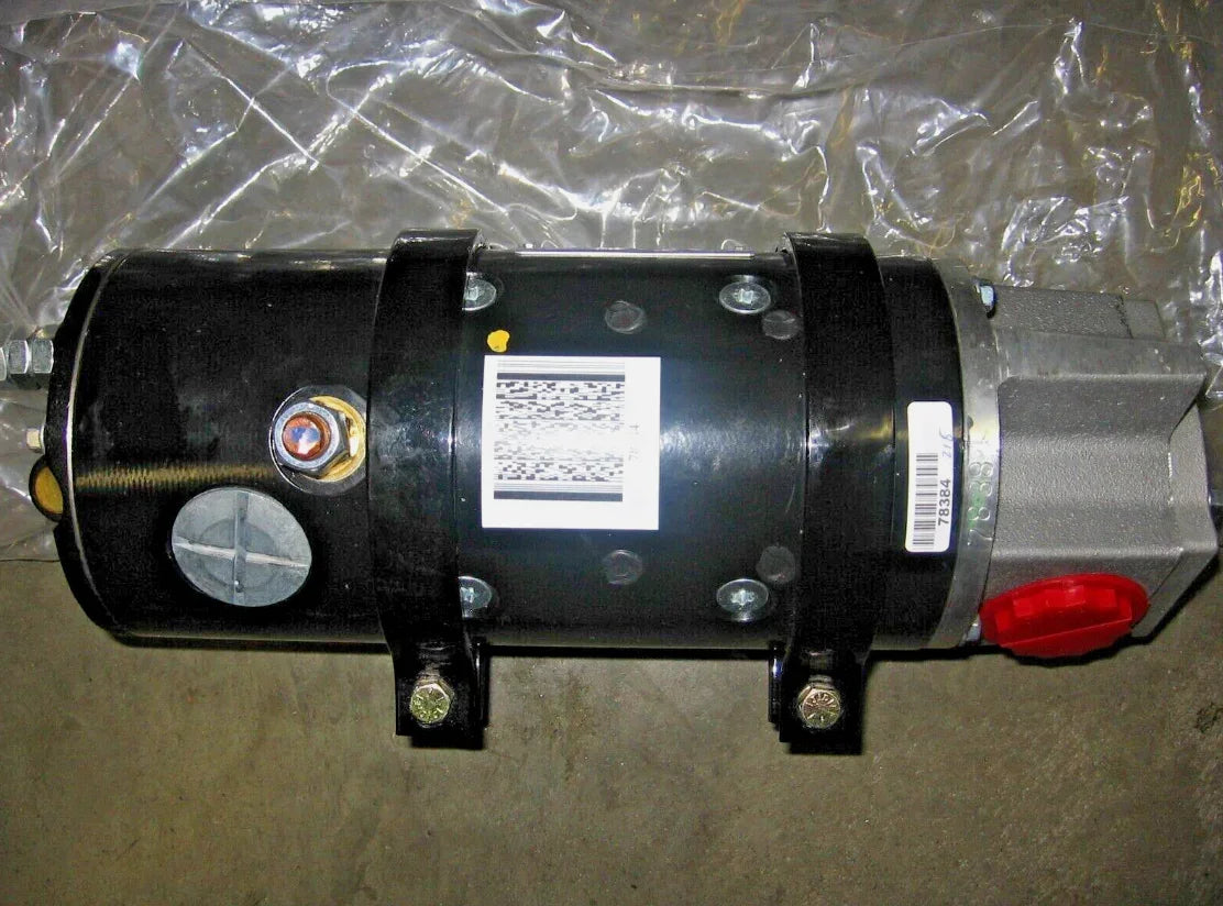 472-4557 CAT Hydraulic Gear Pump 24V Electric - Truck To Trailer