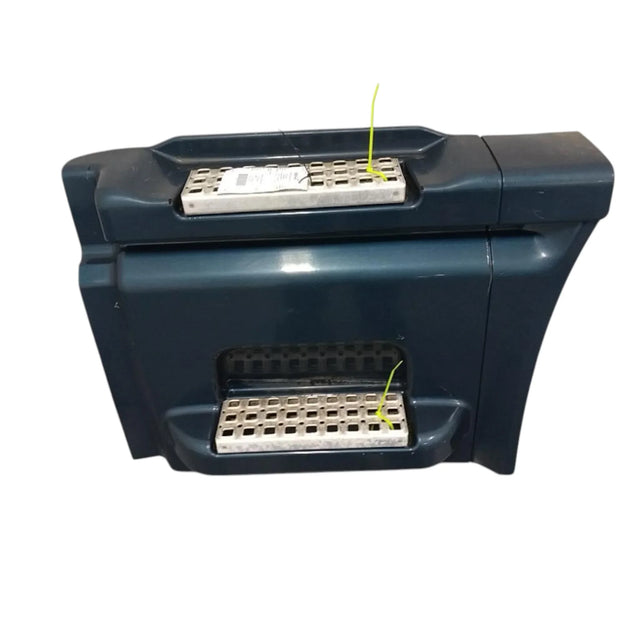 8081895 Genuine Mack Chassis Fairing - Truck To Trailer