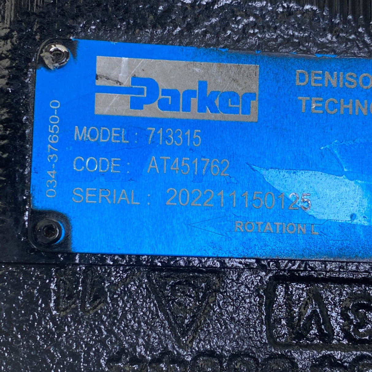 AT451762 Genuine John Deere Fan Drive Hydraulic Motor M5ASF - Truck To Trailer