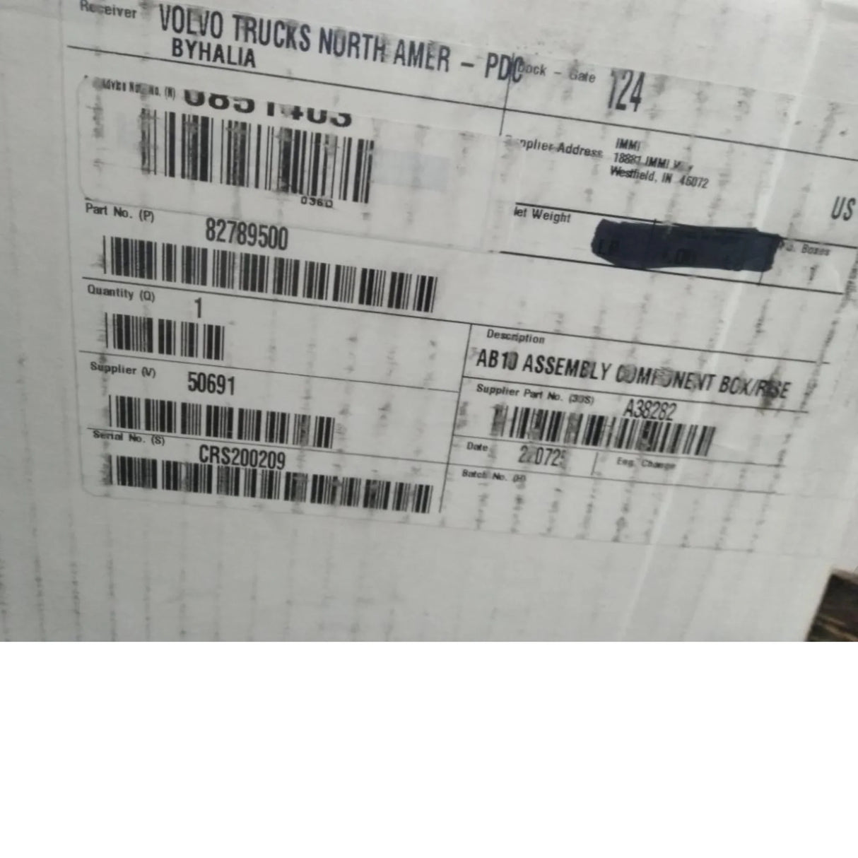 82789500 Genuine Mack Box - Truck To Trailer