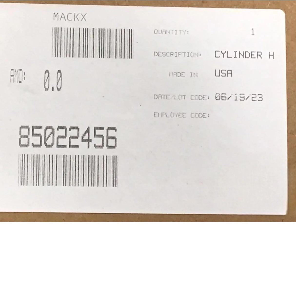 85022456 Genuine Mack Cylinder Head - Truck To Trailer