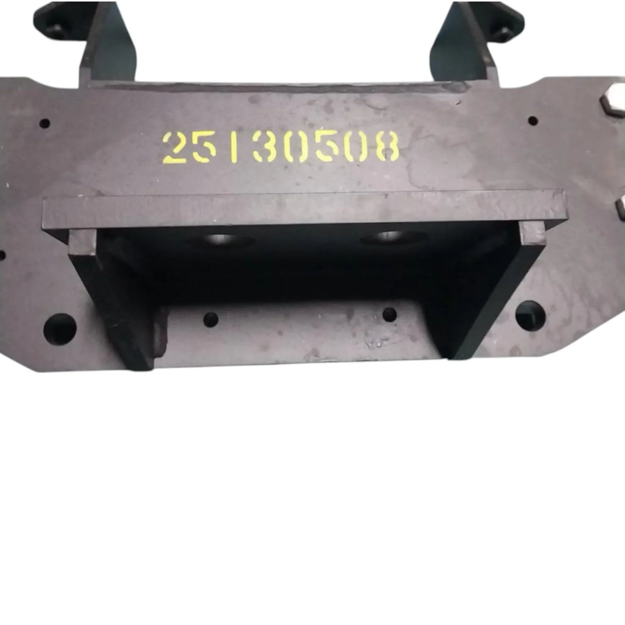 25130508 Genuine Mack Bracket - Truck To Trailer
