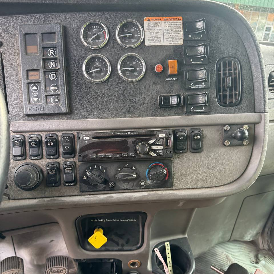 2019 Peterbilt 357 Tri-Axle Dump Truck