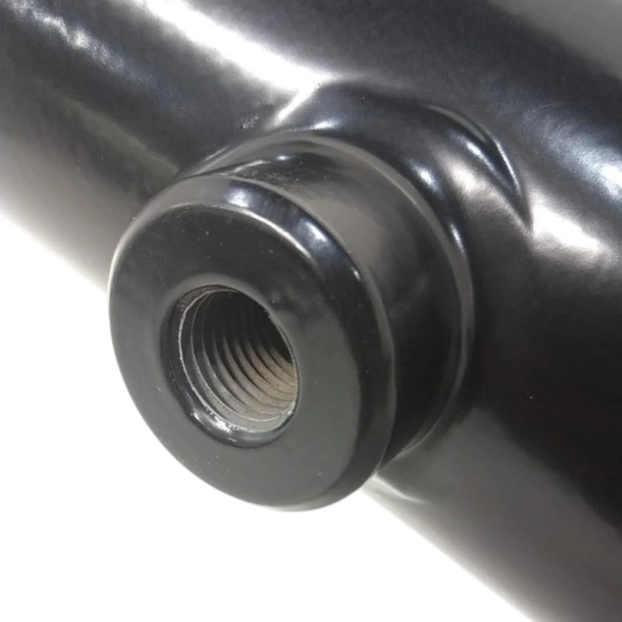 8066196 Genuine Mack Pipe - Truck To Trailer