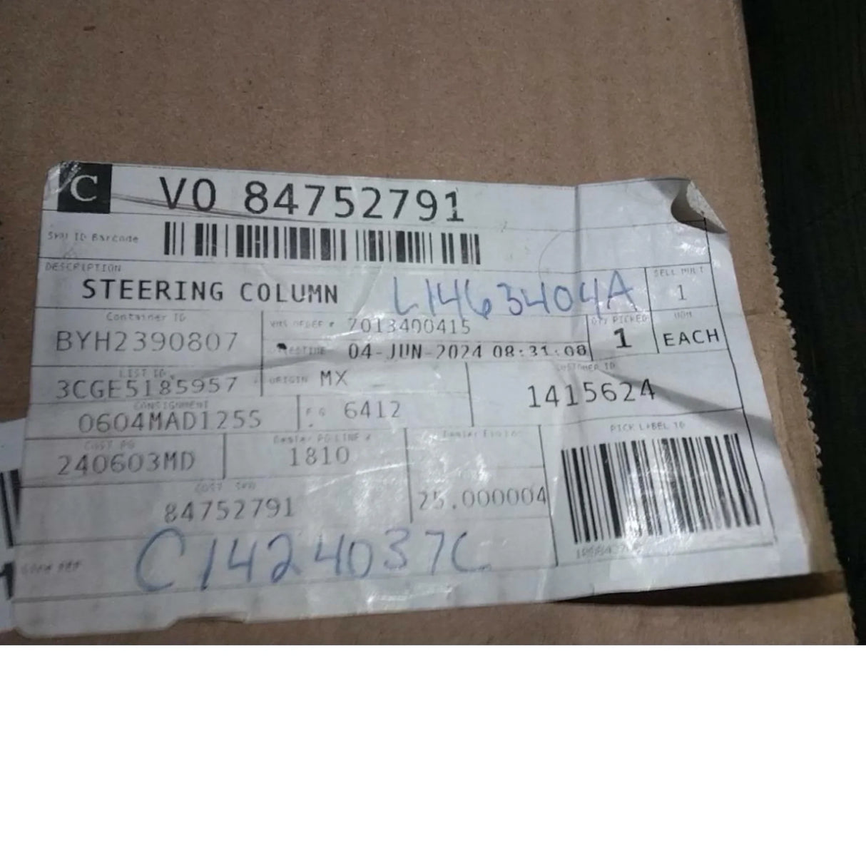 84752791 Genuine Mack Steering Column - Truck To Trailer