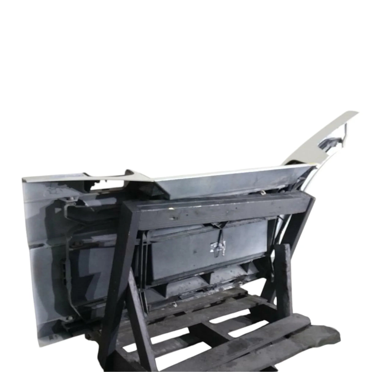 82487600 Genuine Mack Left Chassis Fairing Blue - Truck To Trailer