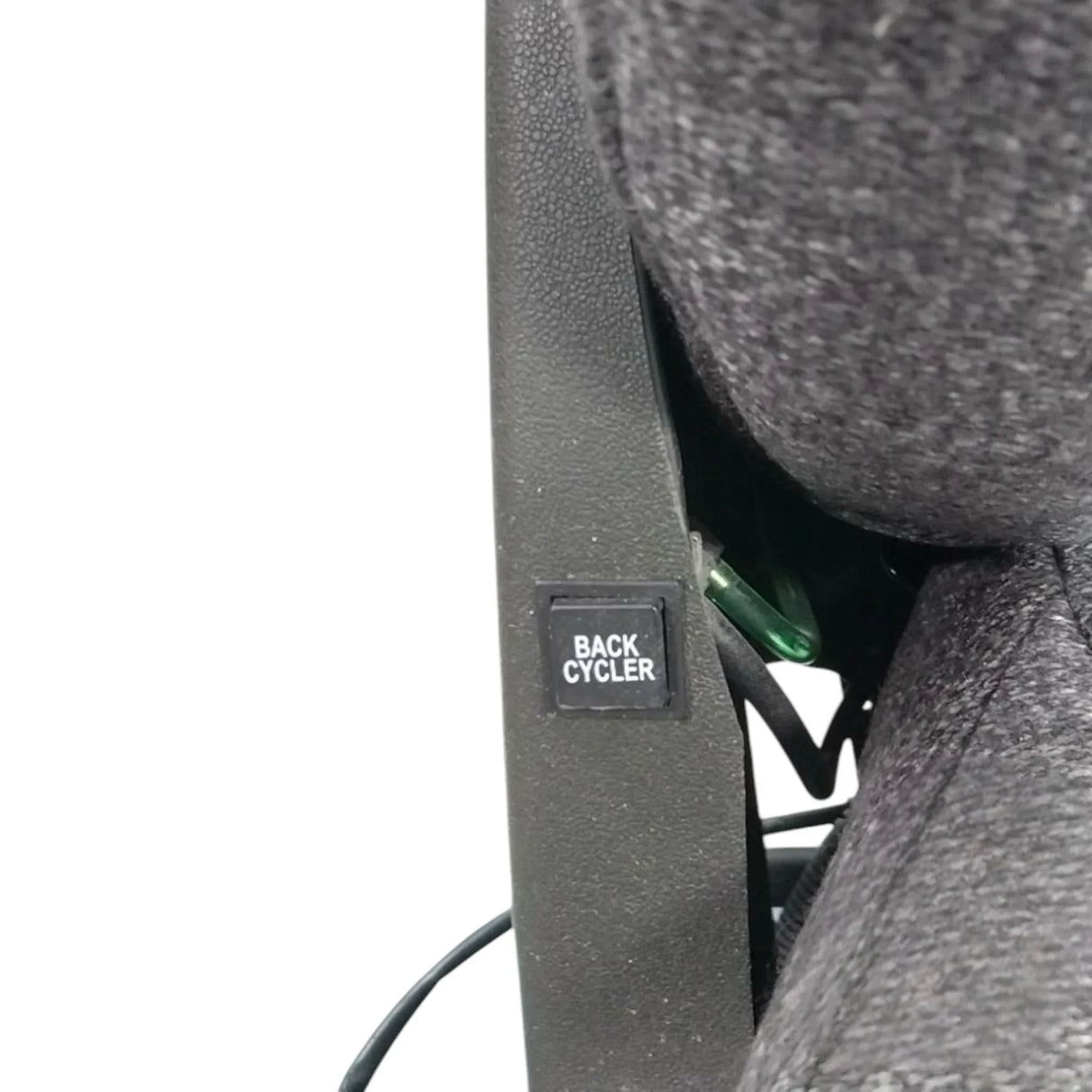 23041382 Genuine Mack Seat - Truck To Trailer