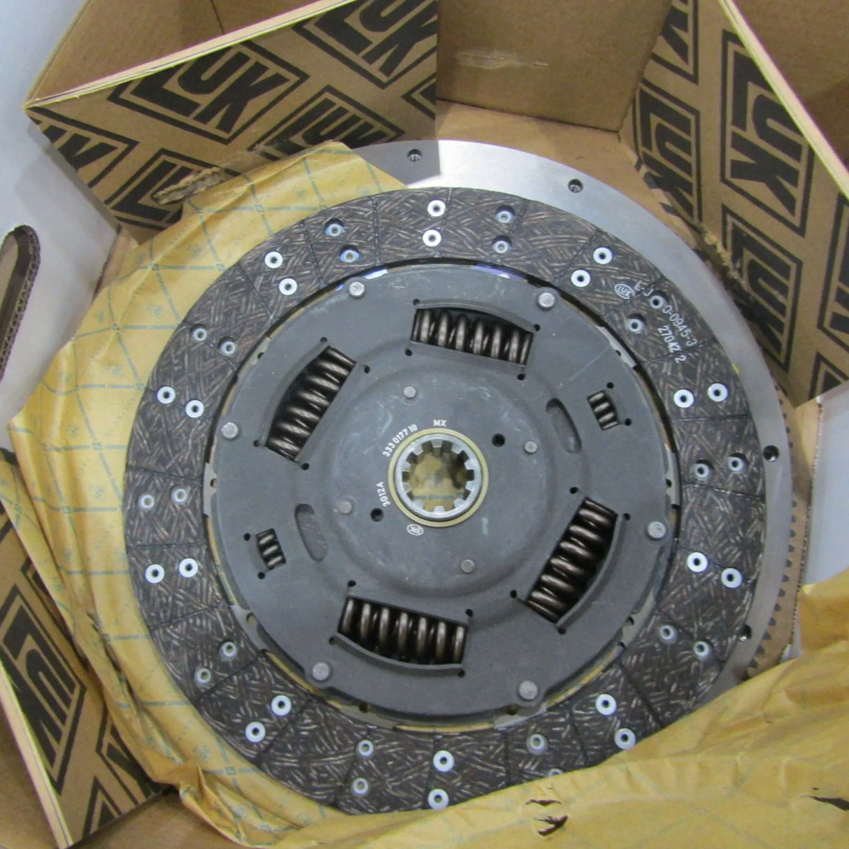 07-155 Genuine Luk Clutch Kit - Truck To Trailer