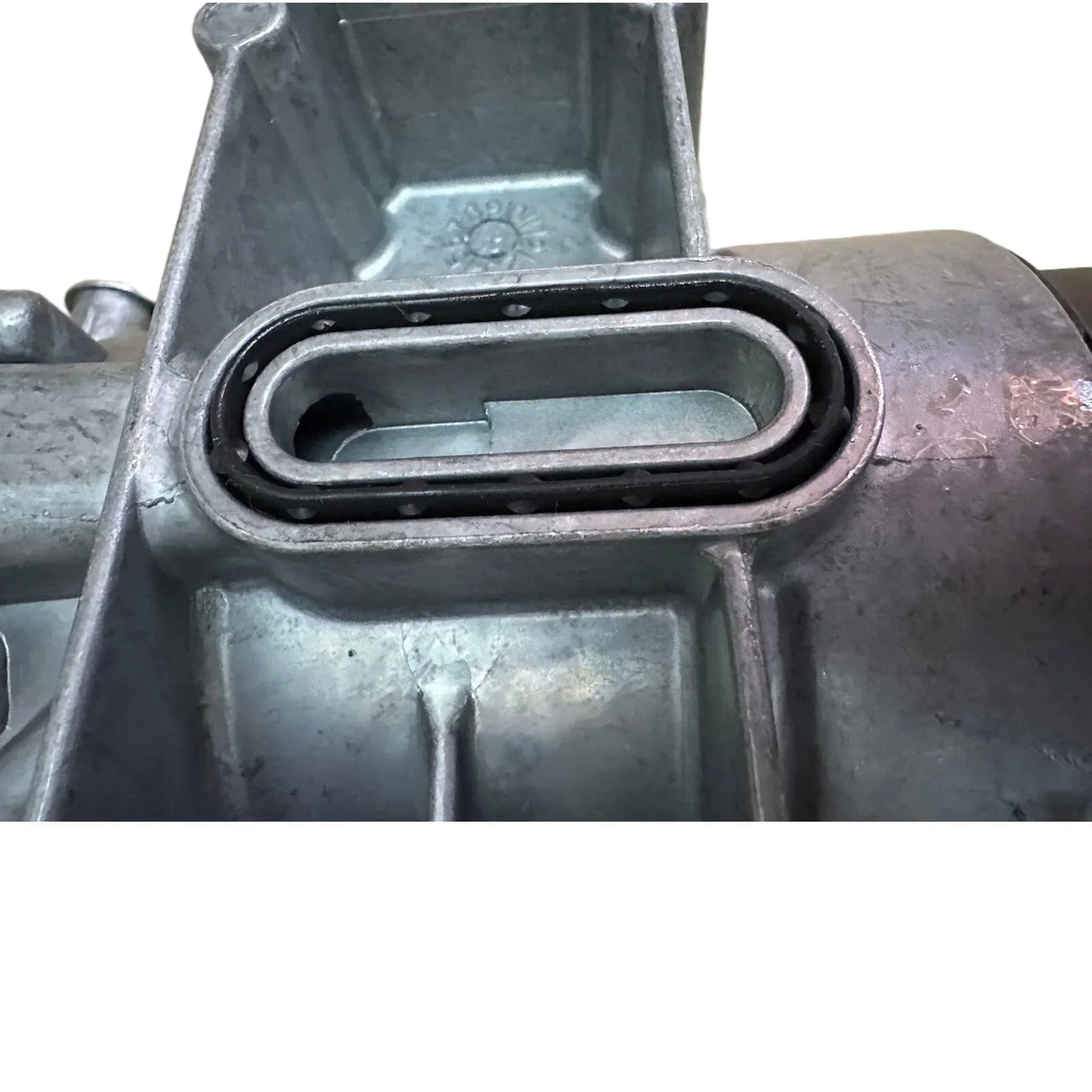 1873938C92 Genuine International Fuel Filter Housing - Truck To Trailer