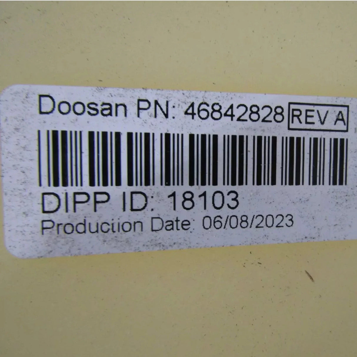 46842828 Genuine Bobcat DEF Tank 6 Gal Assembly Gen 2 - Truck To Trailer