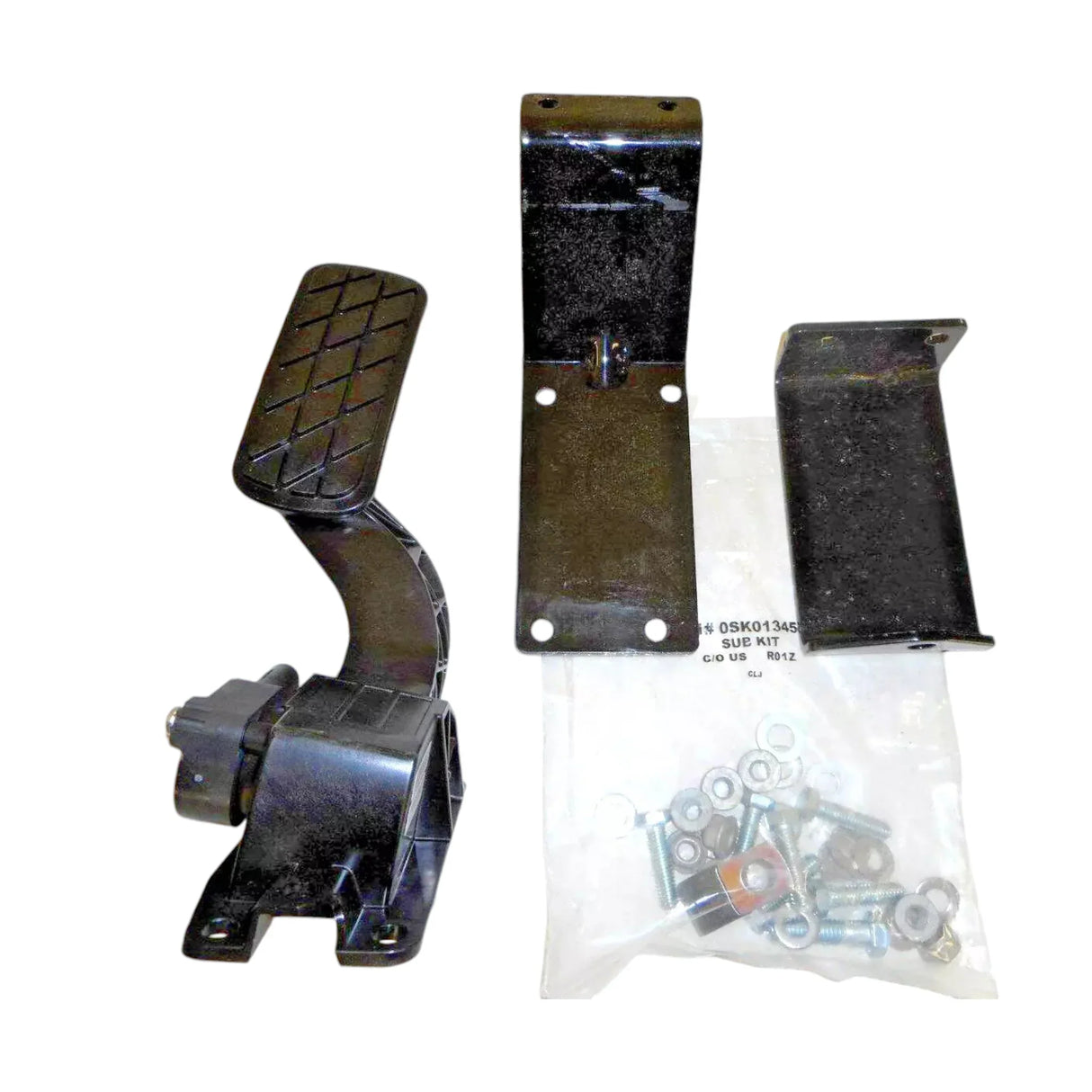 A01-32178-000 Freightliner Accelerator Pedal Kit - Truck To Trailer