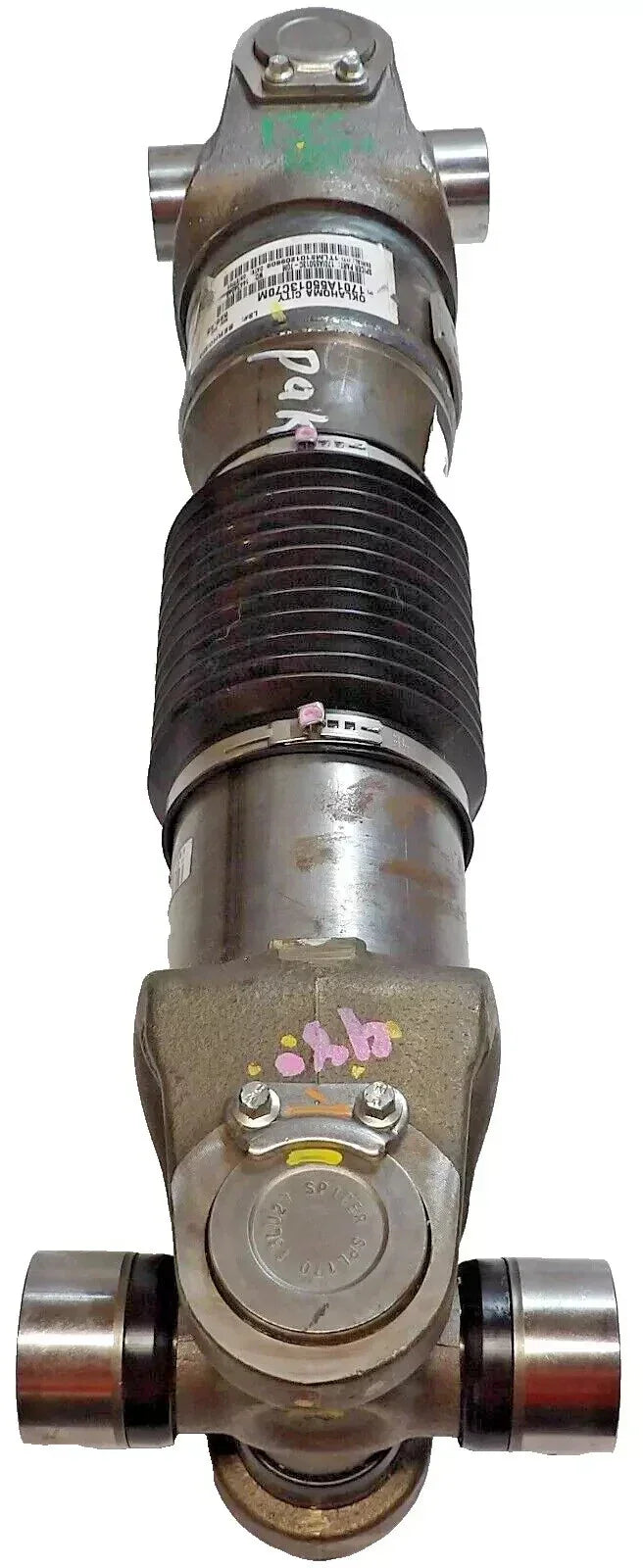 1701A55013C70M Genuine Dana Spicer Driveshaft - Truck To Trailer