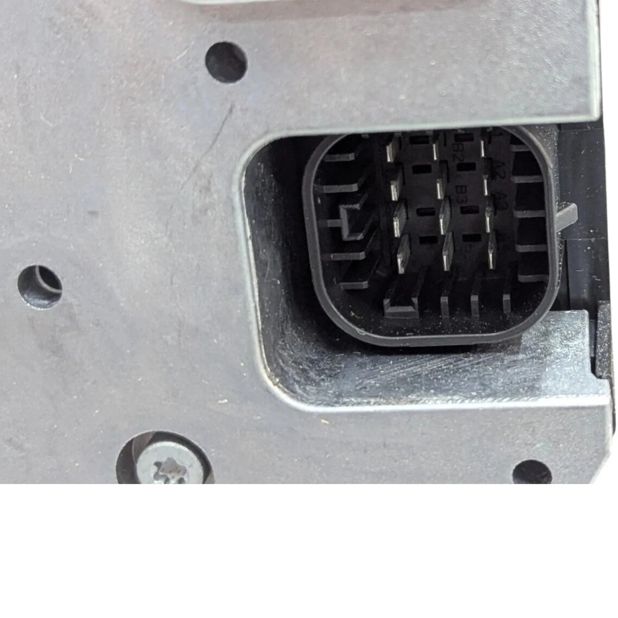 10R-035075 Genuine Espar Hydronic M Diesel Water Heater 12V - Truck To Trailer