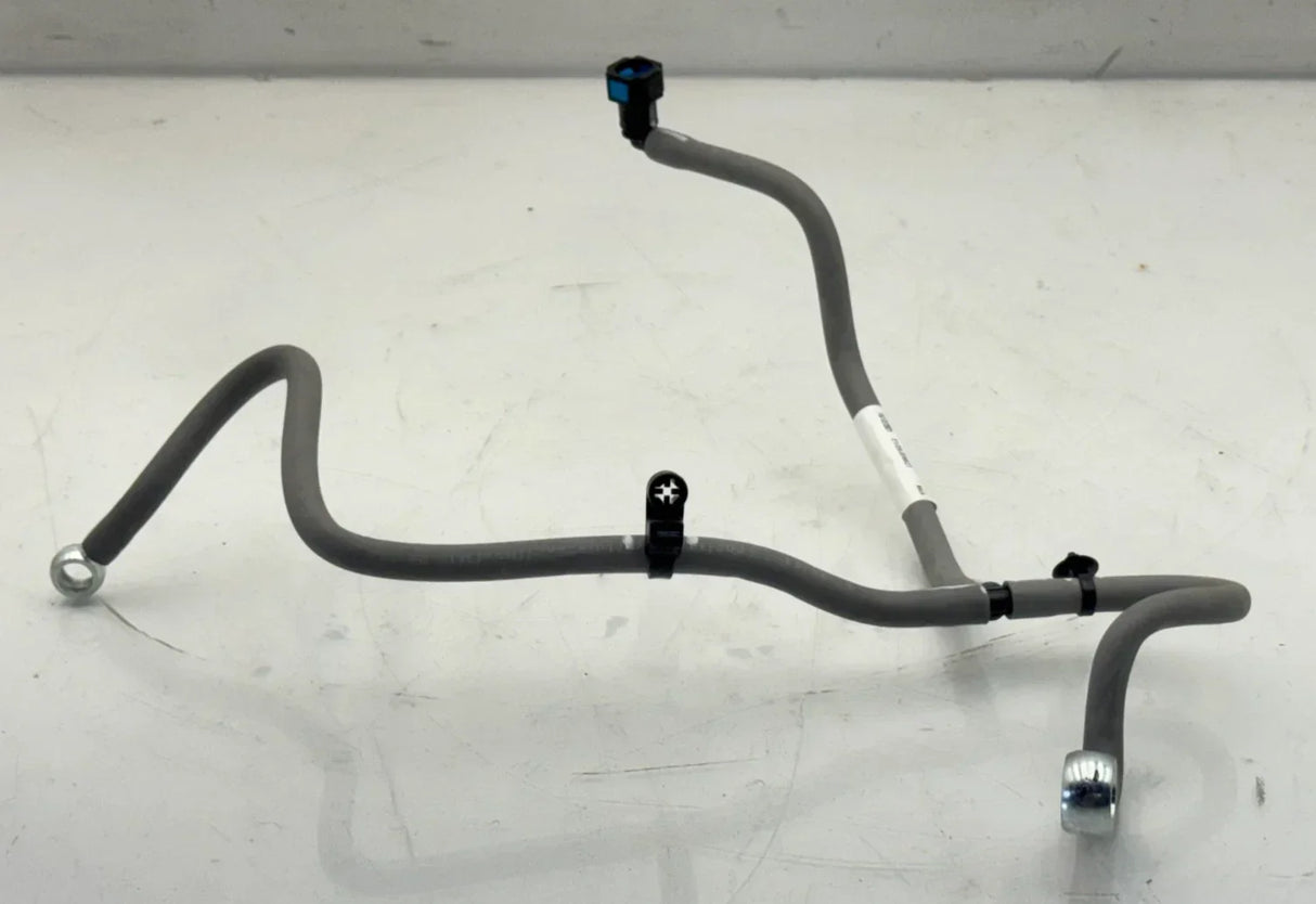 5282390 Genuine Cummins Fuel Drain Tube - Truck To Trailer