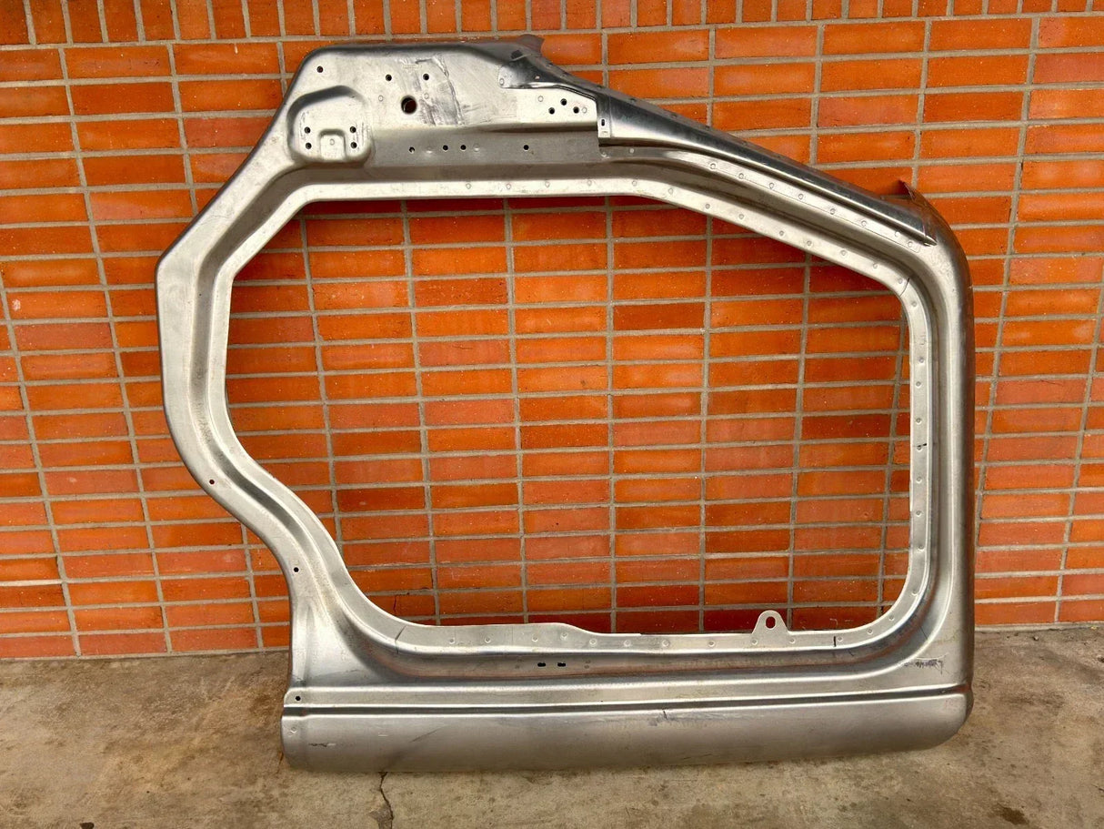 1848819129 Genuine Freightliner Left Side Sidewall Kit - Truck To Trailer