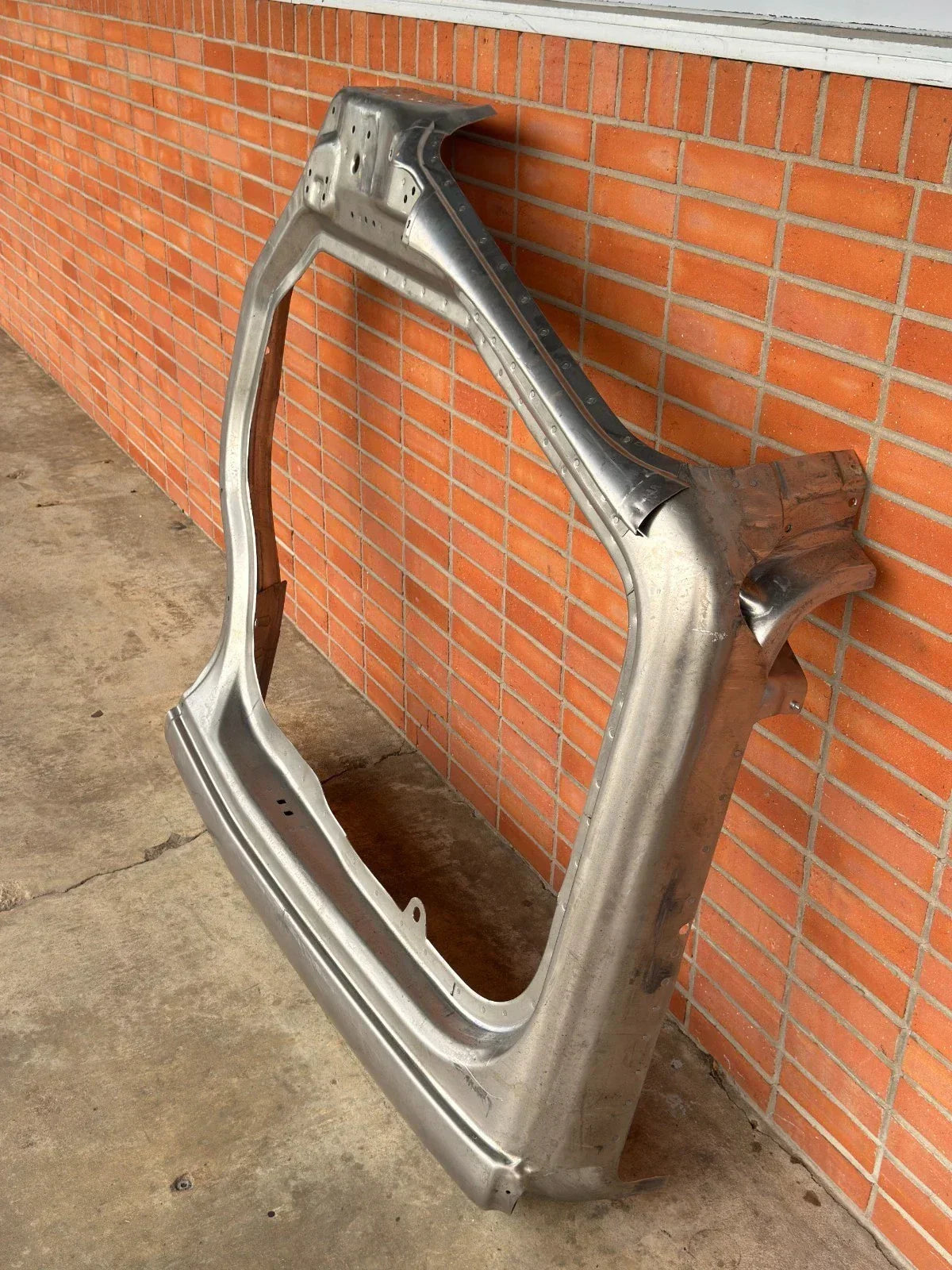 1848819129 Genuine Freightliner Left Side Sidewall Kit - Truck To Trailer