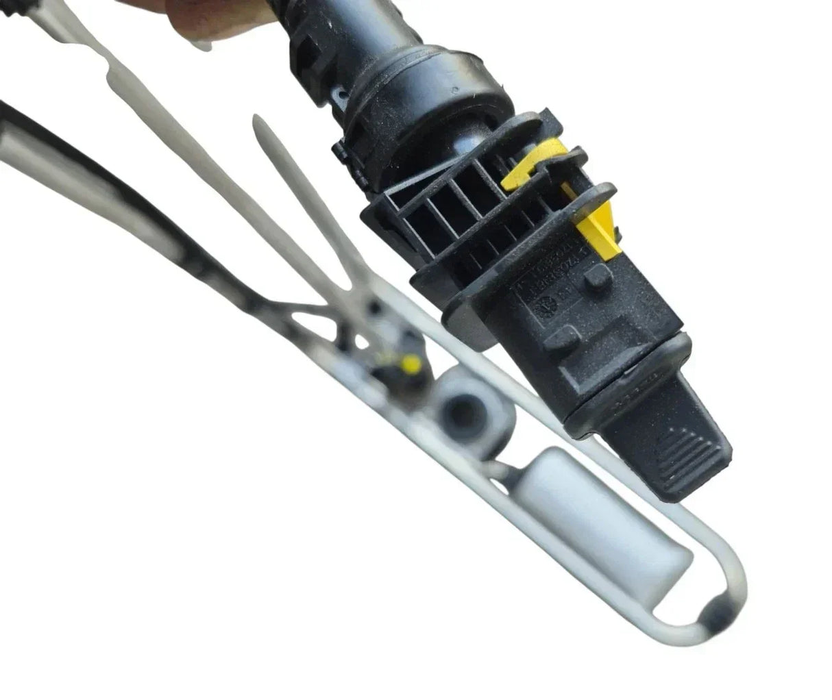 0435959001FIT Genuine Freightliner DEF Diesel Exhaust Fluid Header - Truck To Trailer