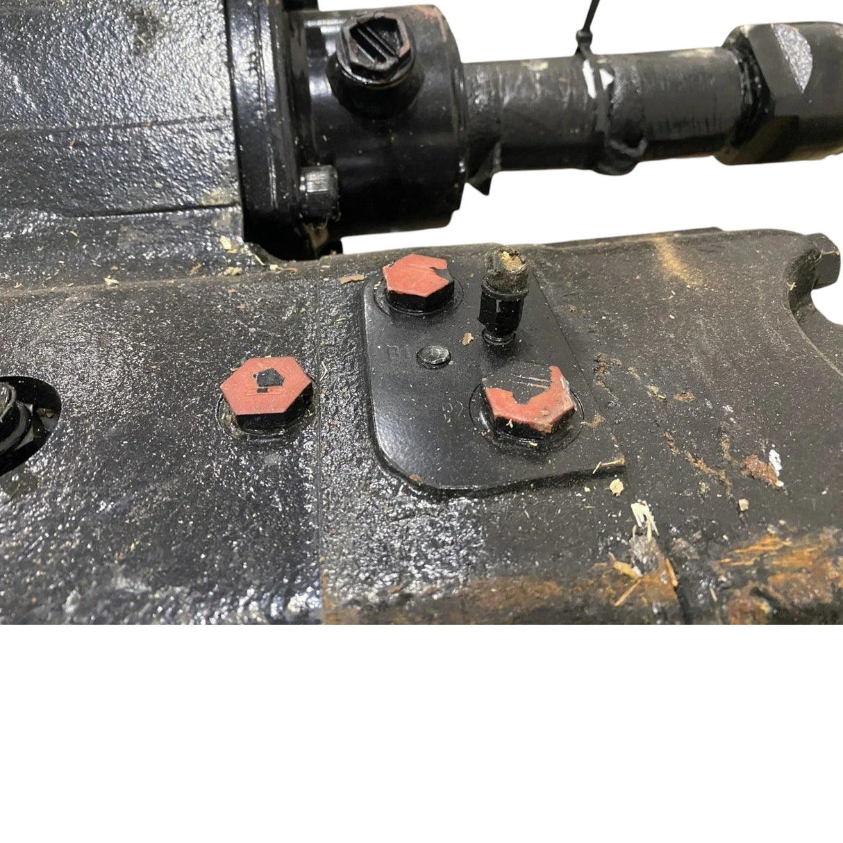 1295952GT JLG Front Axle Dana 223