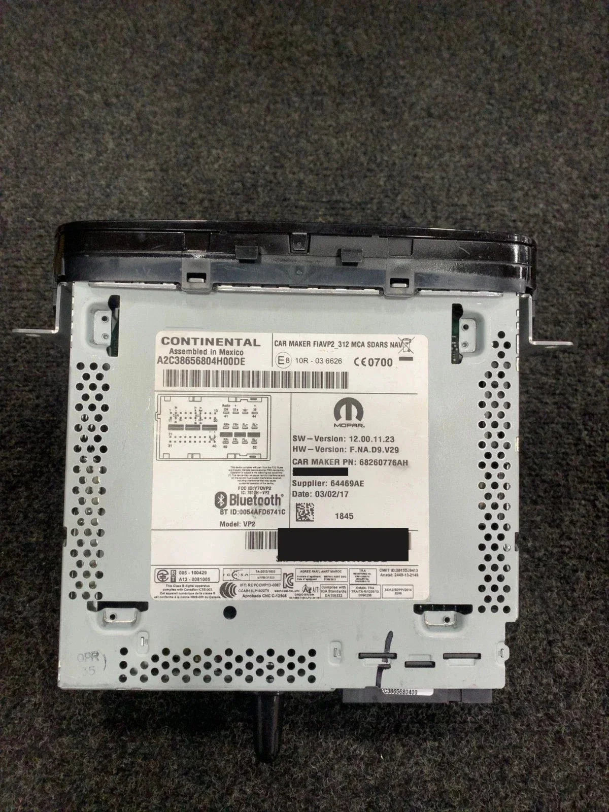 68260776AH Genuine Continental Multi Media Radio - Truck To Trailer