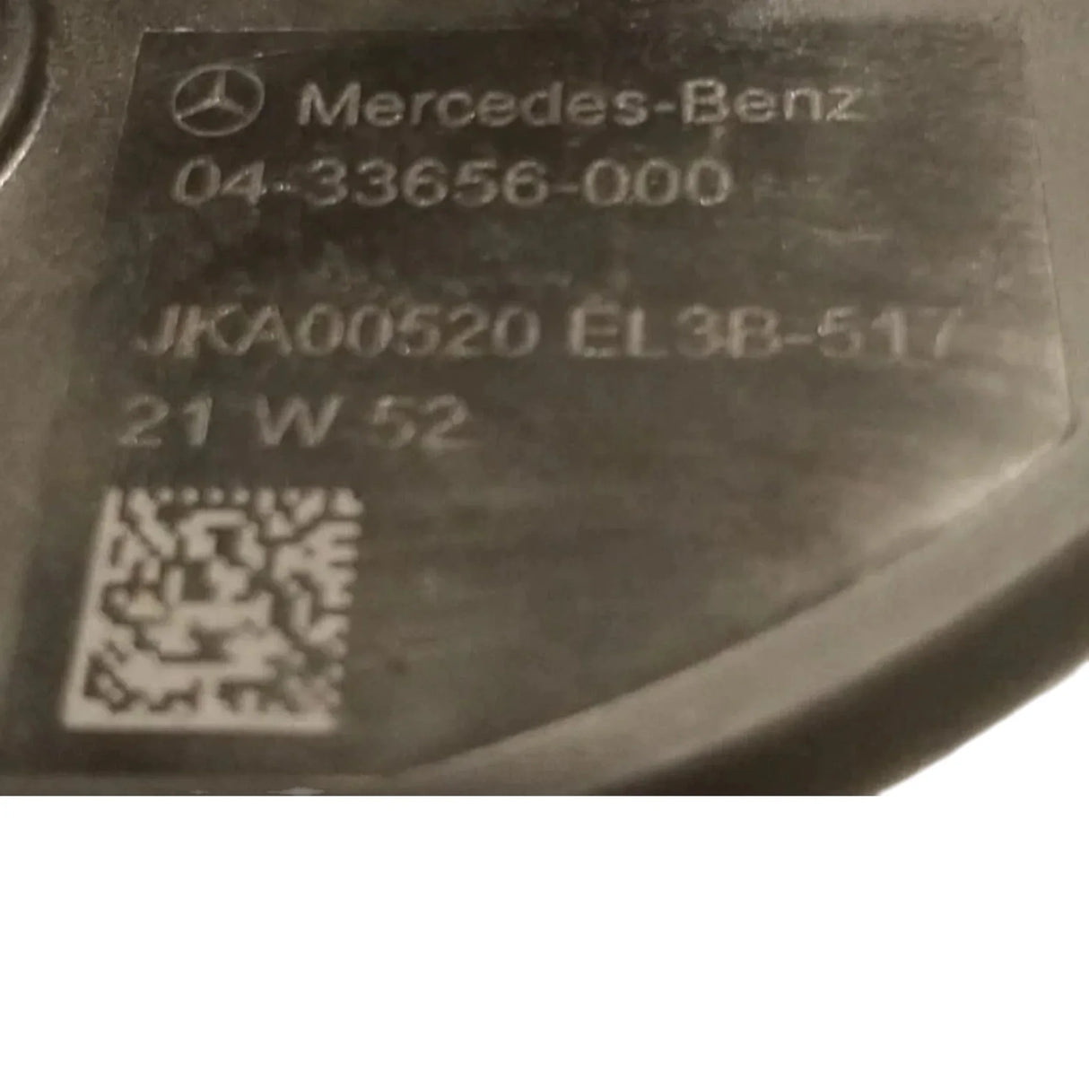 04-33656-000 Genuine Freightliner DEF Diesel Exhaust Fluid Header - Truck To Trailer