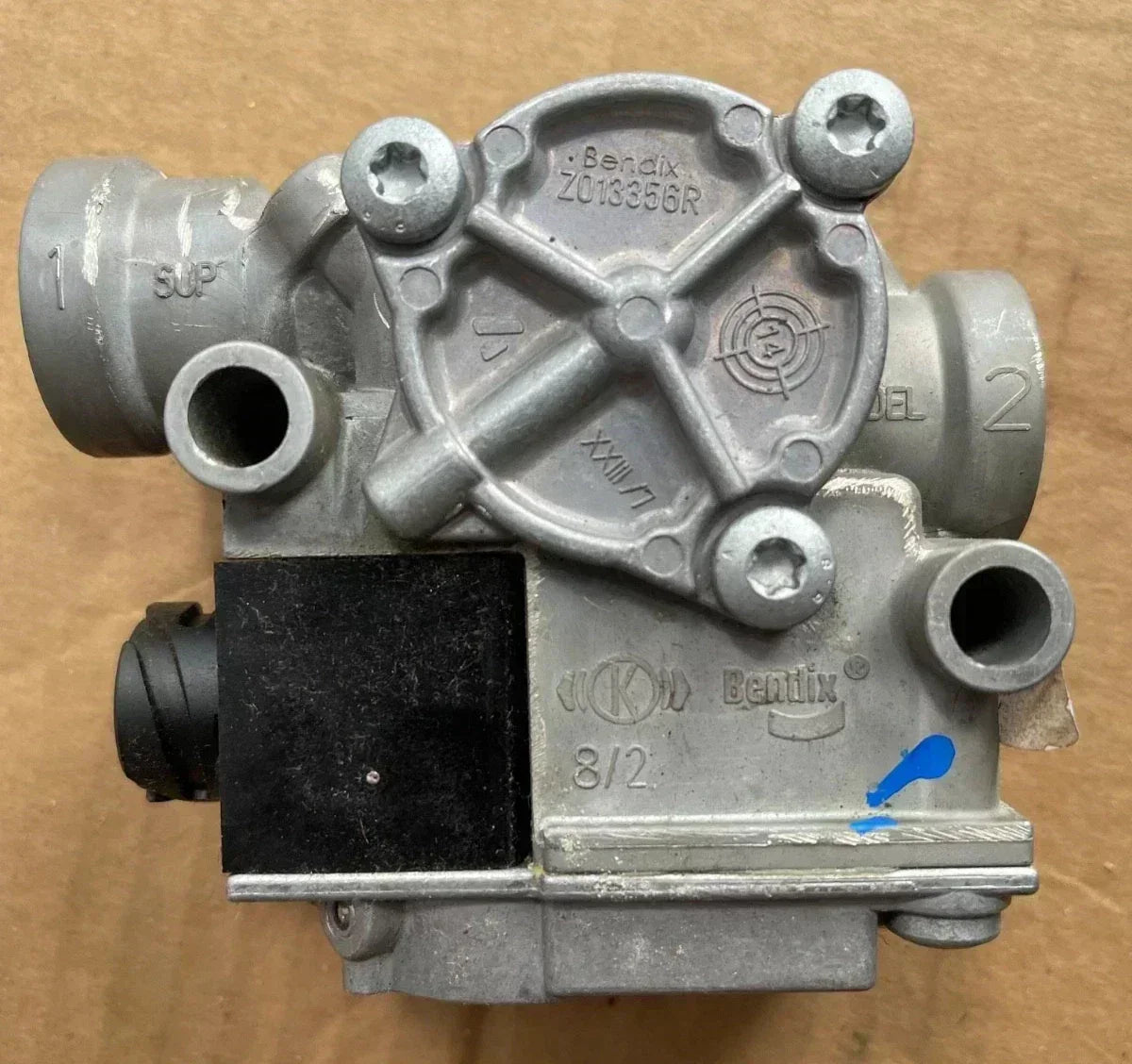 801482 Genuine Bendix ABS Brake Modulator Valve - Truck To Trailer