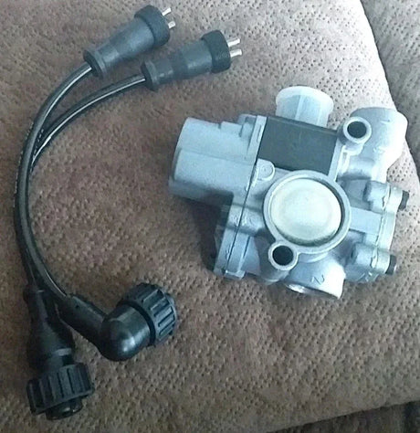 4006110220 Genuine Wabco Modulator Valve Kit - Truck To Trailer
