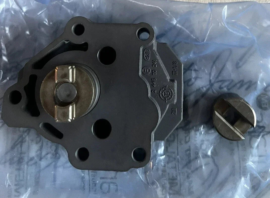 A0040911101 Genuine Detroit Diesel Fuel Lift Pump - Truck To Trailer