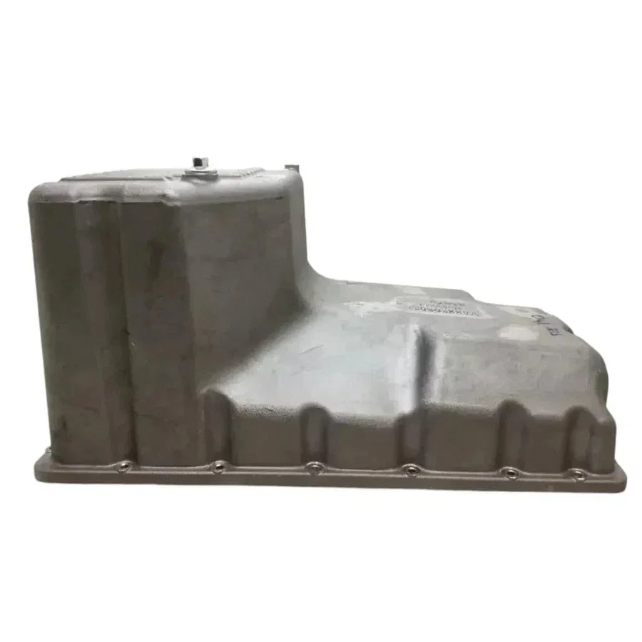 7078092C91 Genuine International Oil Pan