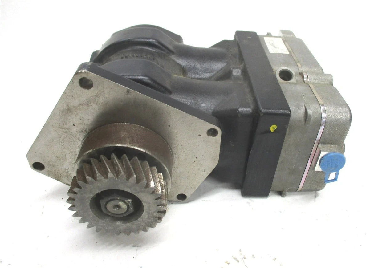DDEEA4571305515 Genuine Detroit Diesel Air Brakes Compressor