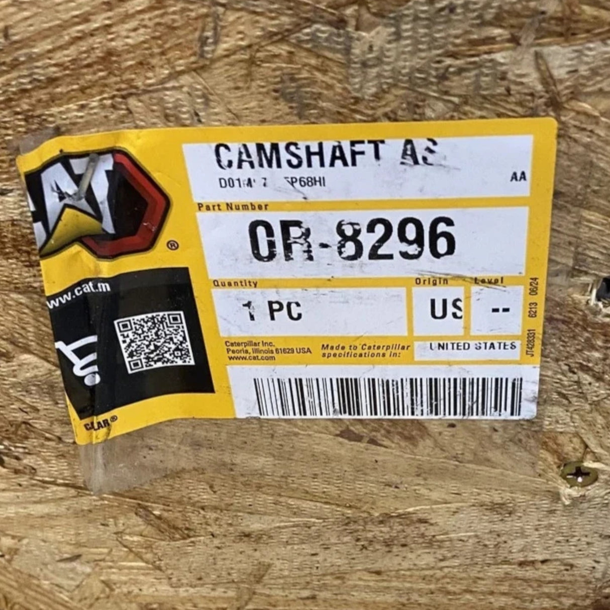 0R-8296 Genuine CAT Camshaft
