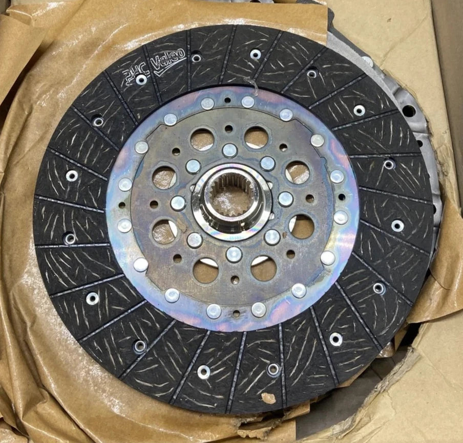874006 Genuine Valeo Clutch Kit