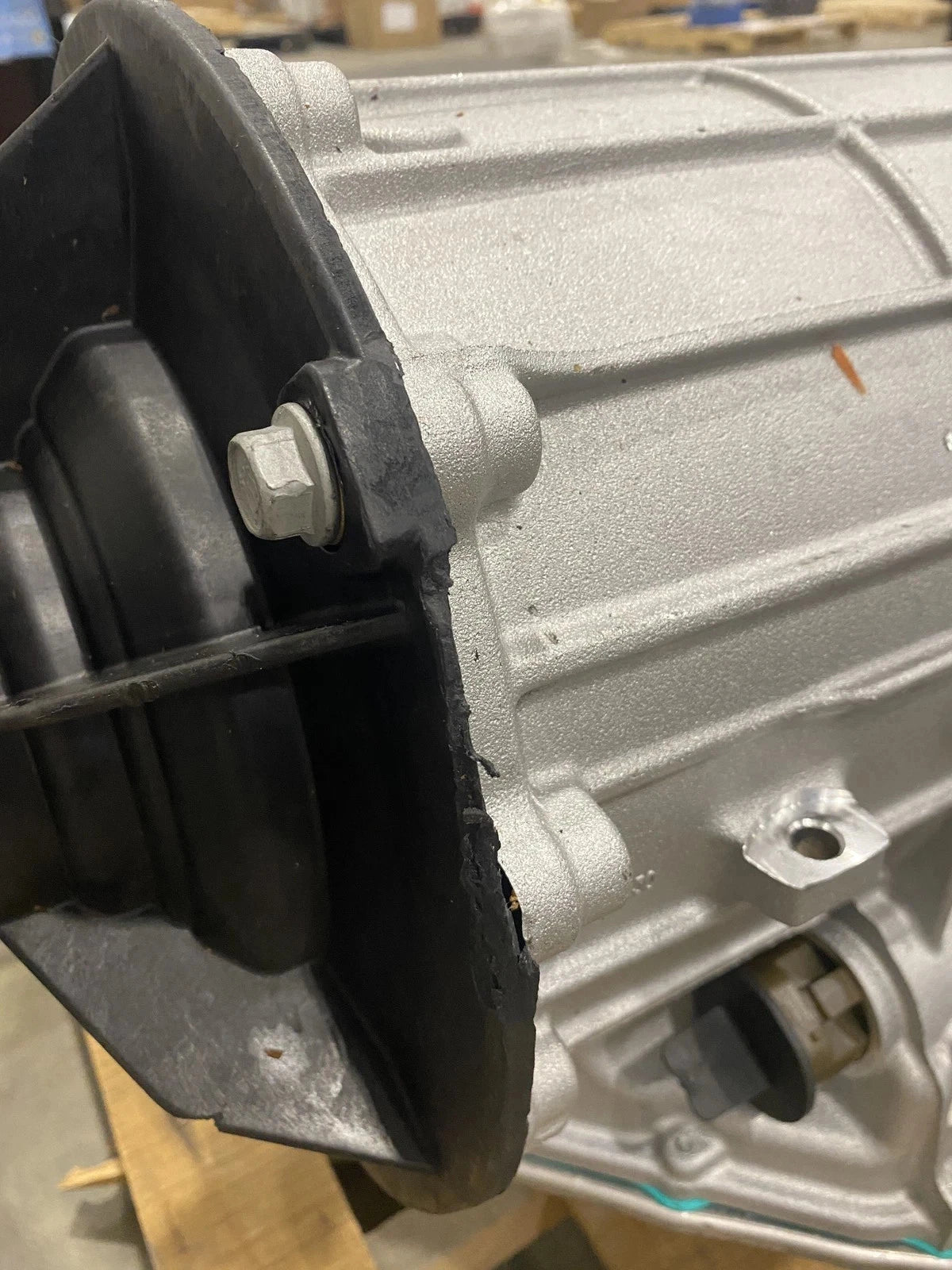 24297784 Genuine GM Automatic Transmission For 24-25 6.6L