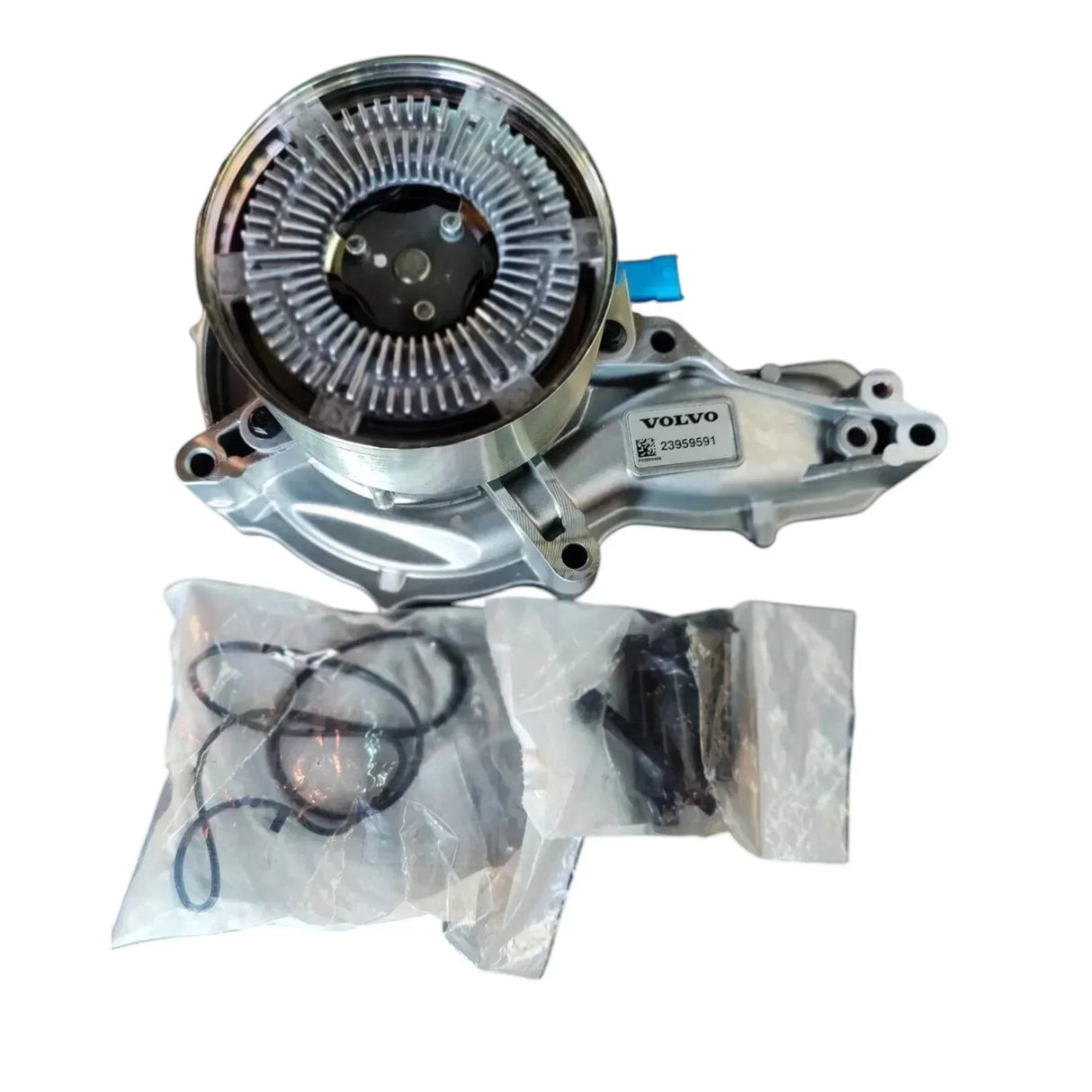 22552997 Genuine Volvo Water Pump - Truck To Trailer