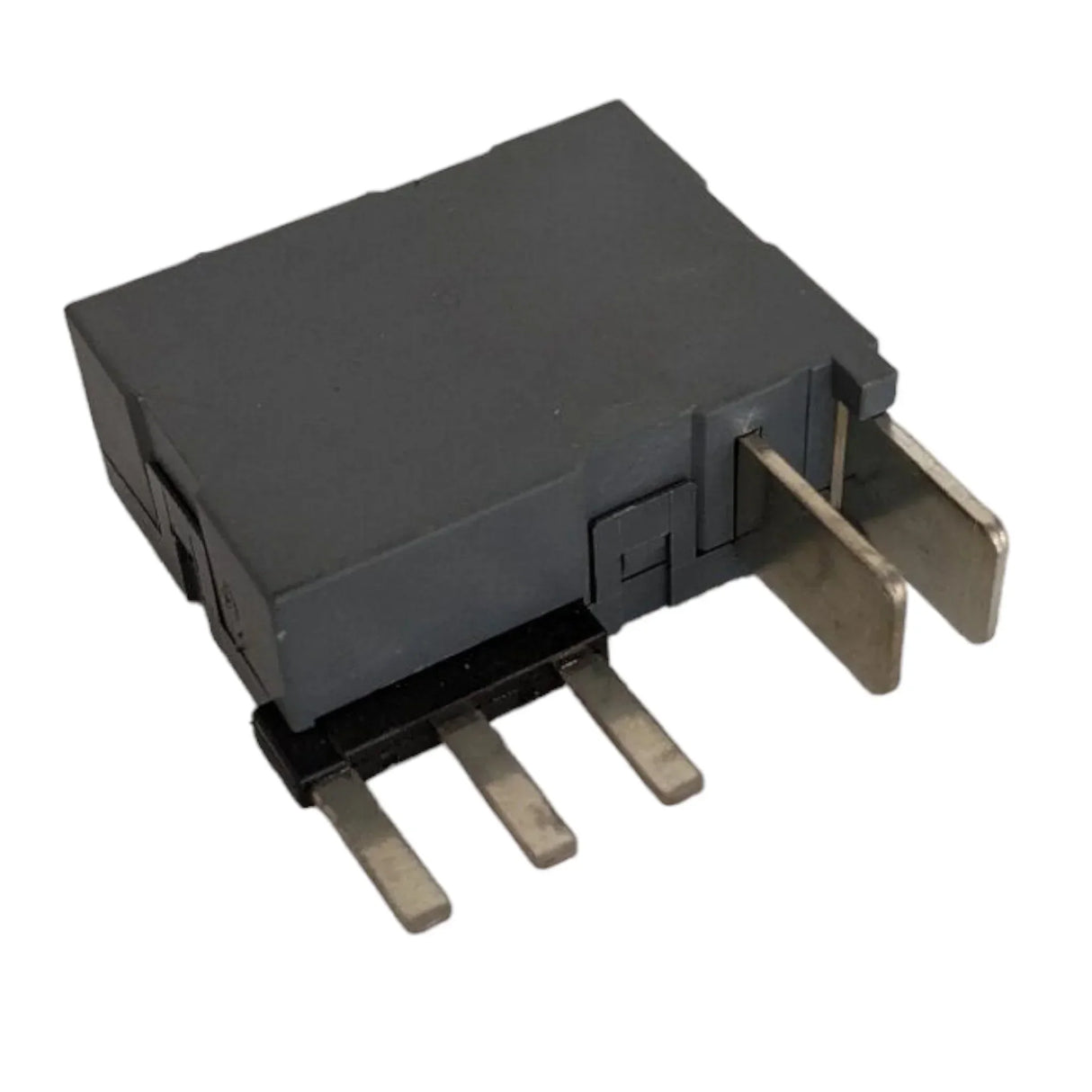 0671082000 Genuine Freightliner Bistable Relay 12V - Truck To Trailer