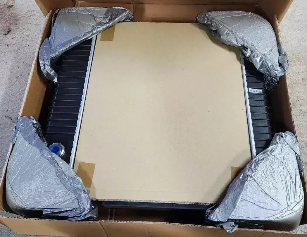 2585027C91 Genuine International Radiator Assembly - Truck To Trailer