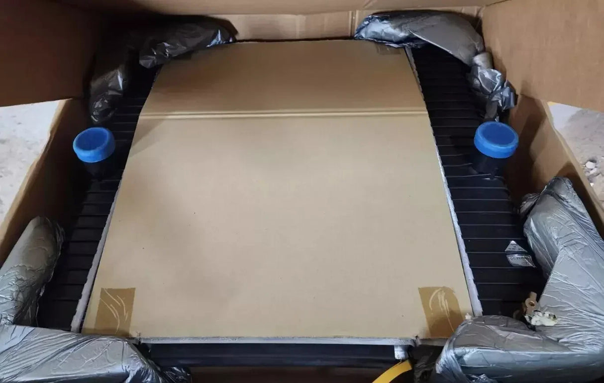 2585027C91 Genuine International Radiator Assembly - Truck To Trailer