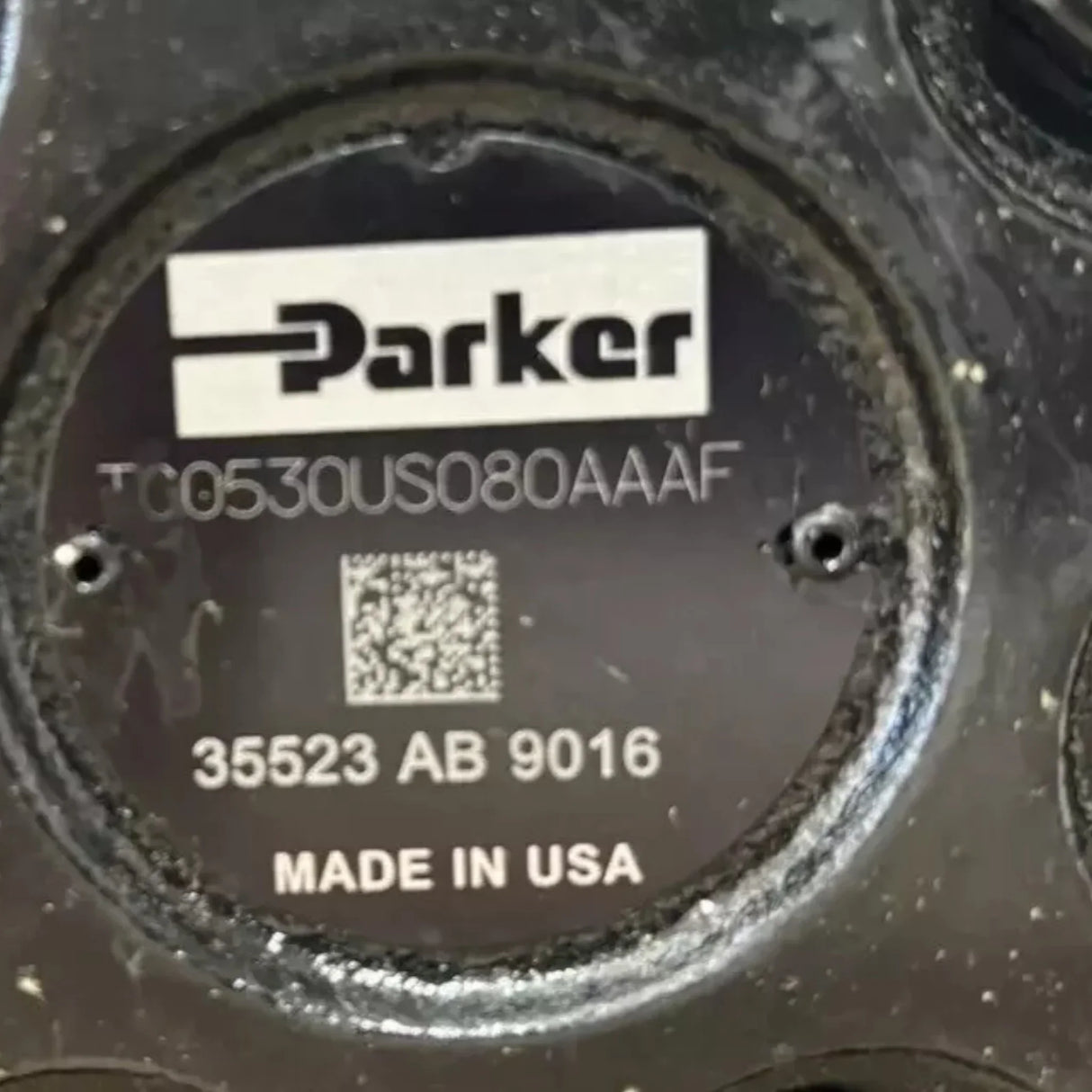 TG0530US080AAAF Genuine Parker Hydraulic Motor - Truck To Trailer