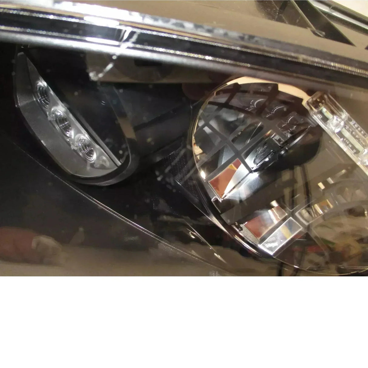 3973603C94 Genuine International Left Side Headlight Assembly - Truck To Trailer