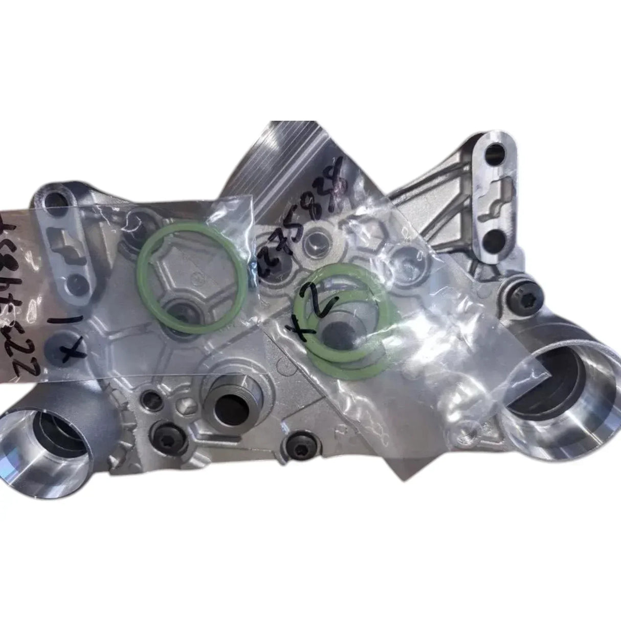 85013237 Genuine Mack Oil Pump - Truck To Trailer