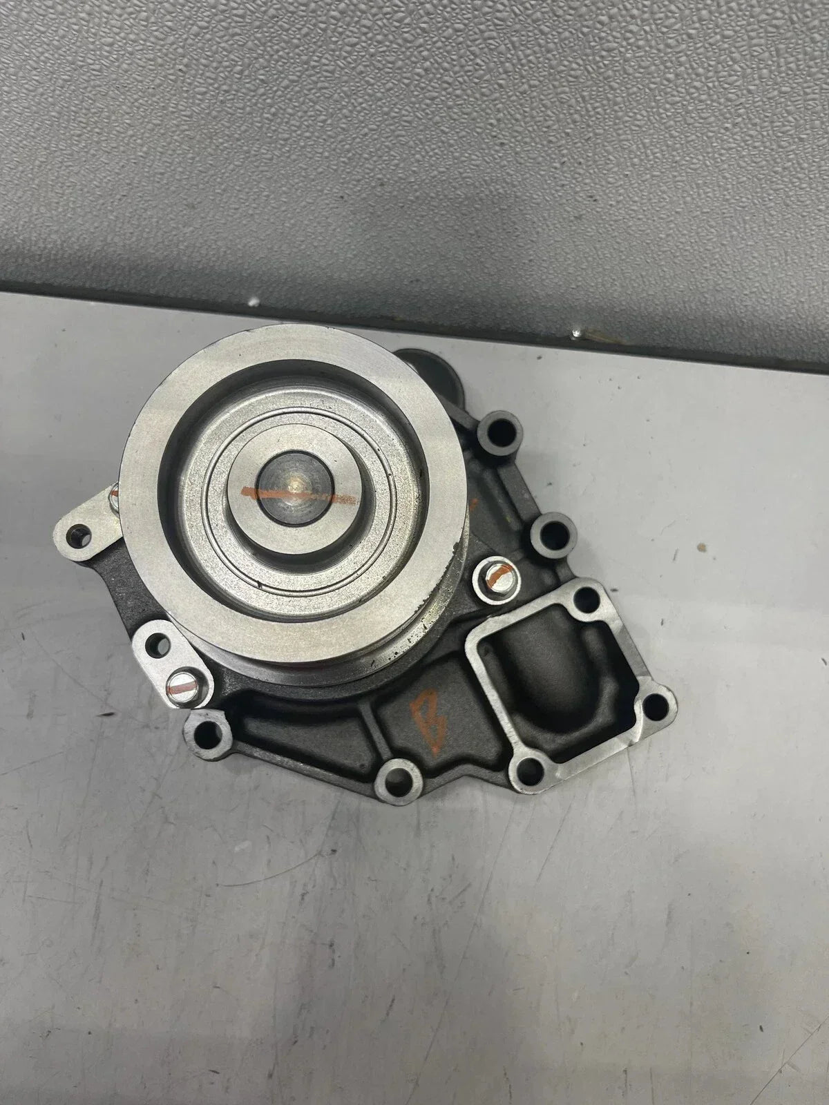 5719774 Genuine Cummins Water Pump - Truck To Trailer